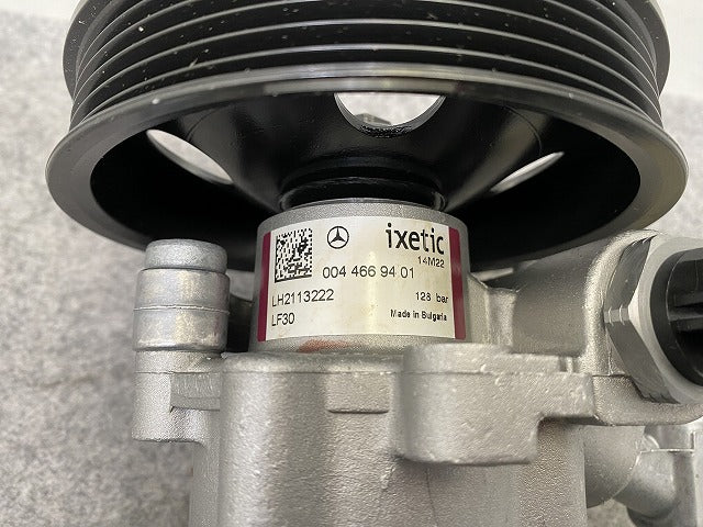 新品!CLSクラス AMG/W219/C219 純正 パワーステアリングポンプ/パワステポンプ/ハイドロポンプ 004 466 94 01 A0044669401(147390)
