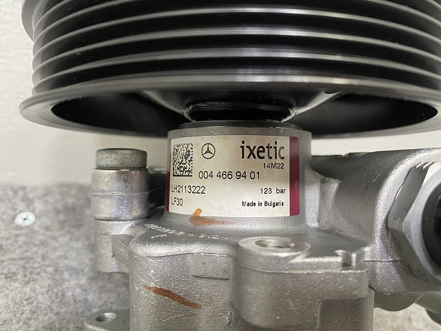 新品!CLSクラス AMG/W219/C219 純正 パワーステアリングポンプ/パワステポンプ/ハイドロポンプ 004 466 94 01 A0044669401(147391)