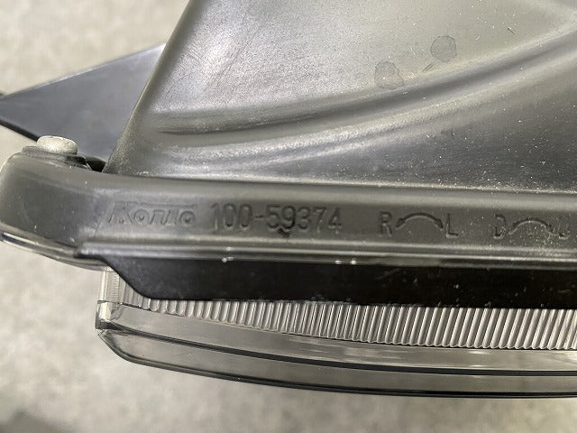 ワゴンR MH35S/MH55S 純正 左 ヘッドライト/ランプ ハロゲン レベライザー KOITO 100-59374 スズキ(147497)