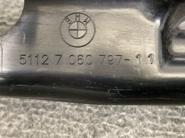 新品!5シリーズ E60/E61 純正 リア バンパー ブラケット付 5112 7 060 797-1 1 51127060797 未塗装 BMW(147729)
