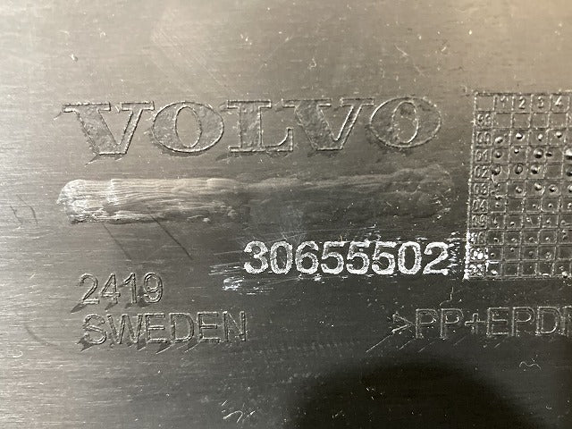新品!V70/XC70 SB系/DB系 純正 フロント バンパー ブラケット 30655502 V30655502 素地 ボルボ(147747)
