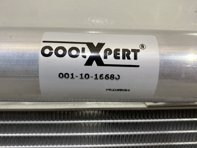 新品!Cクラス W203 純正 コンデンサー 001-10-16680 2035000854 メルセデスベンツ(147796)