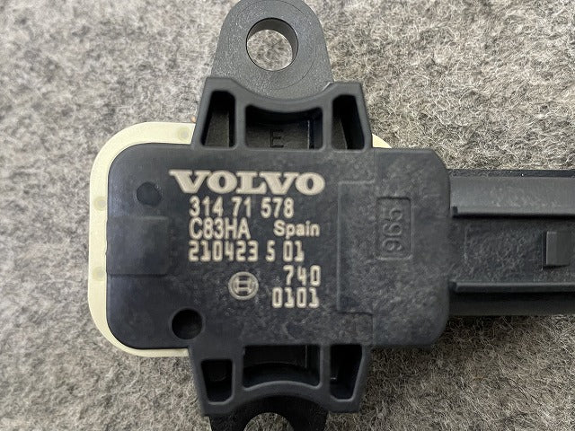 新品!XC60 純正 エアーバッグ センサー 314 71 578 V31476970 ボルボ(147801)