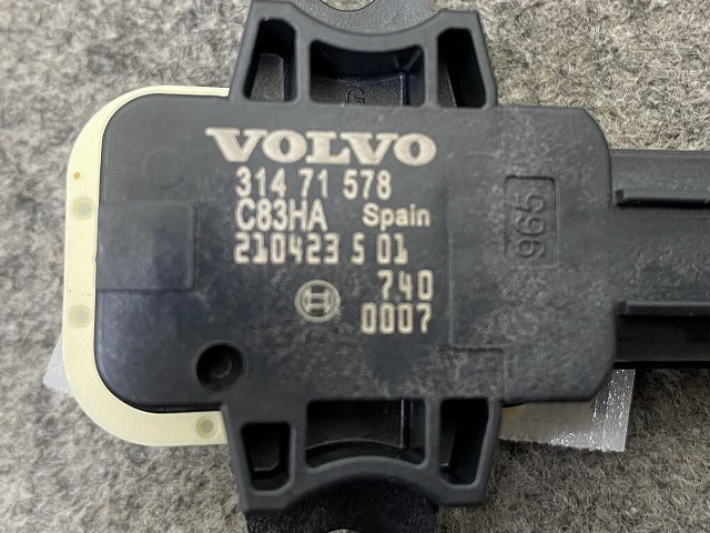 新品!XC60 純正 エアーバッグ センサー 314 71 578 V31476970 ボルボ(147803)