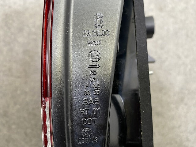 新品!トゥアレグ 7L系 純正 右 テールランプ/ライト/レンズ ハロゲン 刻印DX 28.26.02 7L6945094AA フォルクスワーゲン(147845)