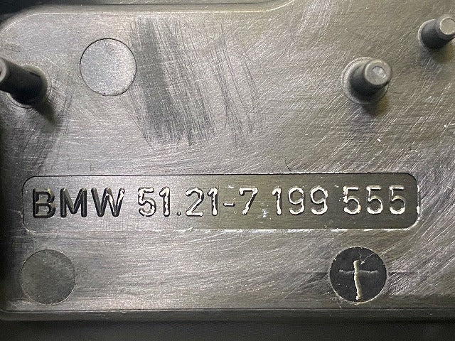 新品!5シリーズ E60 純正 左 フロント ドア アウターハンドルベース 51.21-7 199 555 51217199555 BMW(148153)