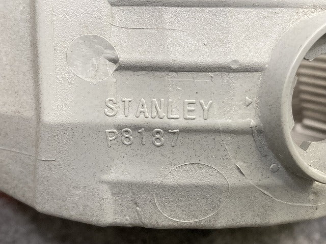 キューブ Z12/NZ12 純正 左 テールランプ/ライト/レンズ ハロゲン 刻印B STANLEY P8187 日産(148185)