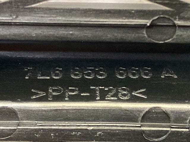 新品!トゥアレグ 7L系 純正 右 フロント バンパー グリル 7L6 853 666 A 7L6853666A9B9 素地 フォルクスワーゲン(148346)