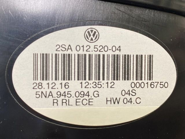 新品!ティグアン 5N系 純正 右 テールランプ/ライト/レンズ LED HELLA 5NA 945 094 5NA945094G フォルクスワーゲン(148593)