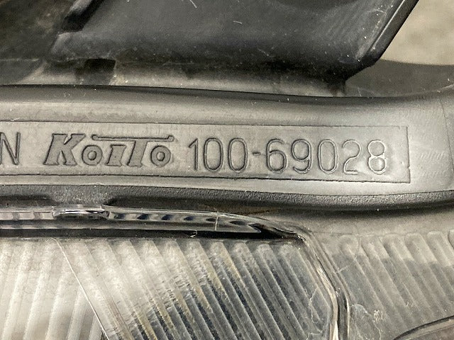 パッソ モーダ M700A/M710A 純正 左 ヘッドライト/ランプ LED レベライザー KOITO 100-69028 トヨタ(148827)
