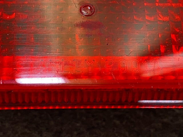 クリッパー/ミニキャブ/タウンボックス U71V U72V U71T U72T U71W U72W 純正 LED ハイマウントストップランプ STANLEY P0018 日産(148906)
