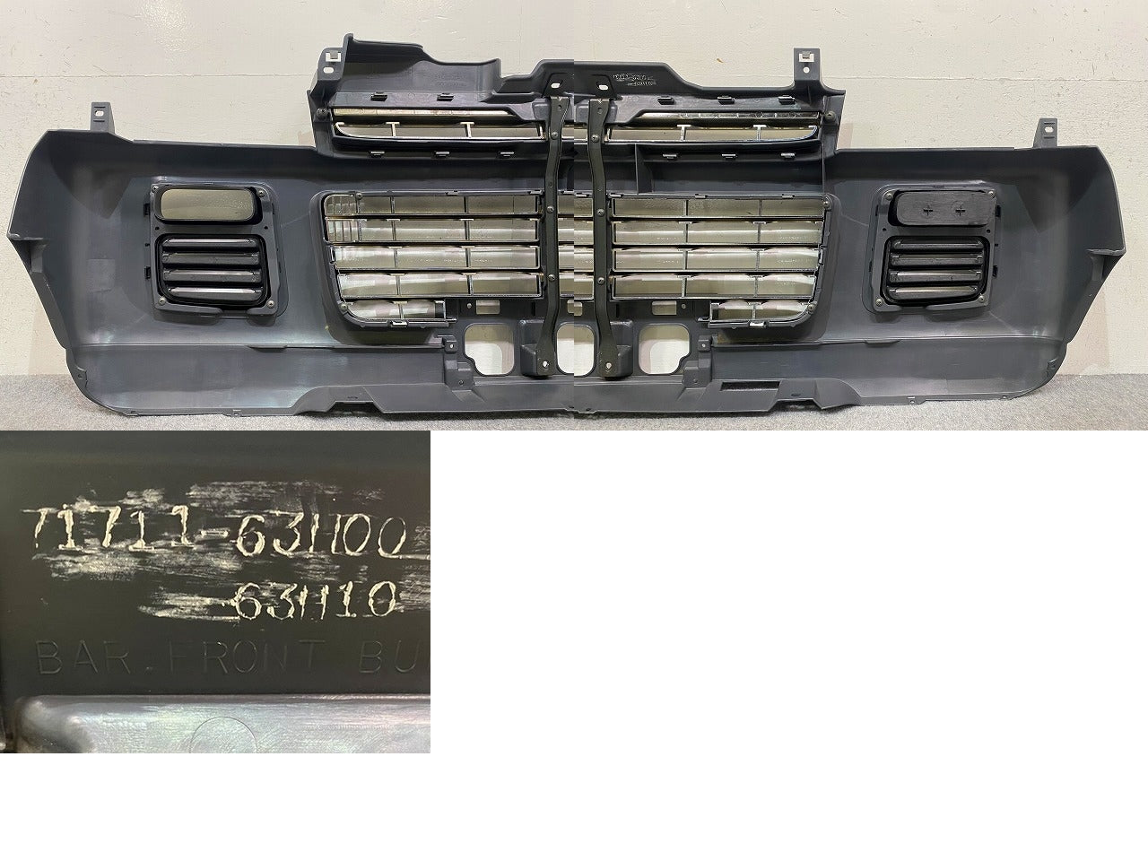 エブリィワゴン DA52W/DA62W 純正 フロント バンパー グリル付 71711-63H00/63H10 未塗装 スズキ(148941)