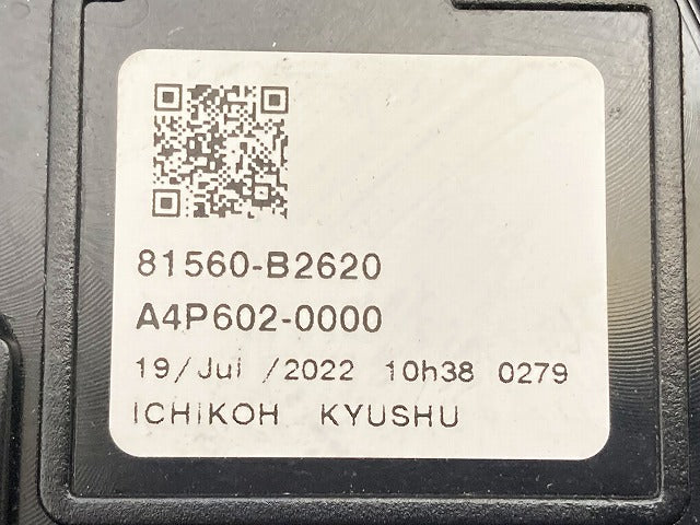 ムーヴ LA150S/LA160S 純正 左 テールランプ/ライト/レンズ LED ICHIKOH D161 81551-B2340 ダイハツ(148990)