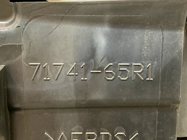 スペーシア MK42S 純正 後期 フロント グリル/ラジエーターグリル カメラ穴付 71741-65R1 スズキ(149119)