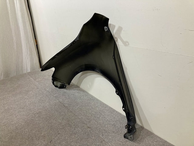 カムリ 50系/AVV50 純正 右 フロント フェンダー アティチュードブラックマイカ 218 トヨタ(149168)