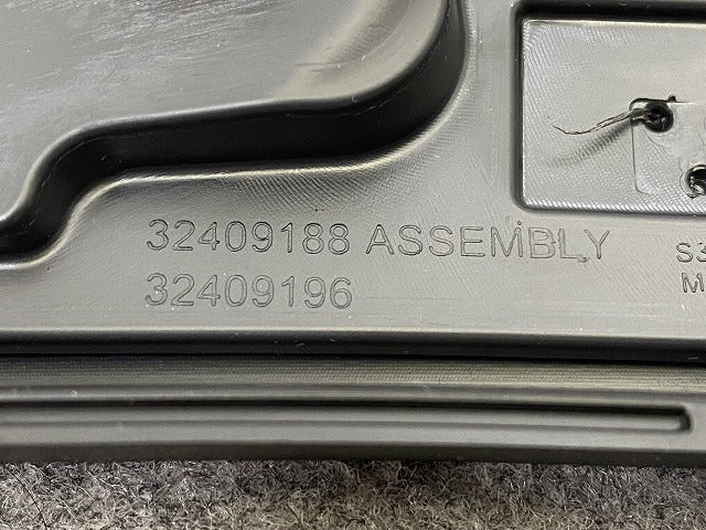 新品!XC40 XB系 純正 左 フロント フェンダーアーチモール/オーバーフェンダー LH 32409188 V32409188 素地 VOLVO ボルボ(149472)