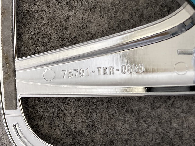 新車取り外し!N-BOX/NBOX Nボックス 純正 リア エンブレム/オーナメント Hマーク 75701-TKR-0030 メッキ ホンダ(149597)