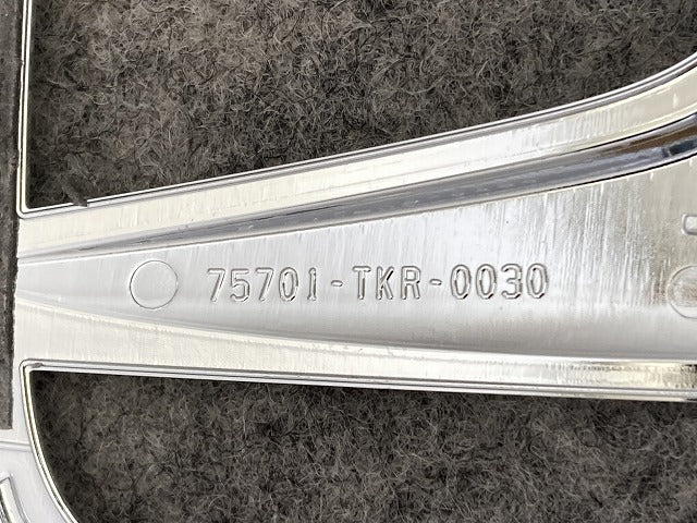 新車取り外し!N-BOX/NBOX Nボックス 純正 リア エンブレム/オーナメント Hマーク 75701-TKR-0030 メッキ ホンダ(149602)