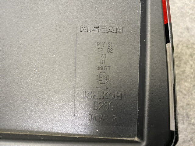 オーラ AURA/ノート NOTE FE13/FSNE13/E13/SNE13 純正 右 テールランプ/ライト/レンズ LED RH ICHIKOH D269 日産(150068)