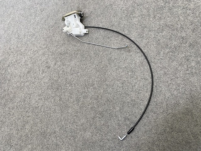 クリッパー NV100 DR17V 純正 リア トランク/バックドアロック ソレノイド 90502-4A01E 日産(150075)