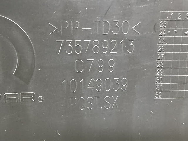 新品!ジープ レネゲード 2015-2023 純正 左 リア ドア モール/プロテクター 735789213 7SR56LXHAA001 素地 クライスラー(150574)
