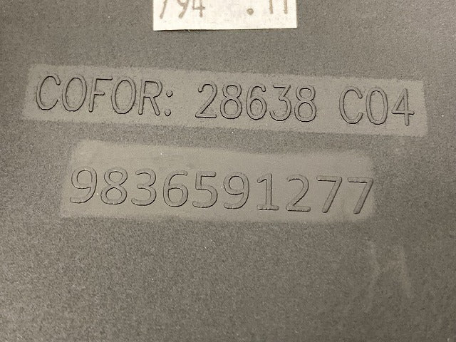 新品!3008 P84系 純正 左 リア フェンダーアーチモール/オーバーフェンダー LH 9836591277/9825289177 98365912XT 素地 プジョー(150791)
