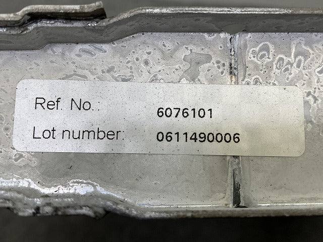 新品!5シリーズ E60/E61 社外 ラジエター 冷却装置 ラジエーター NISSENS 6076101 BMW(150880)