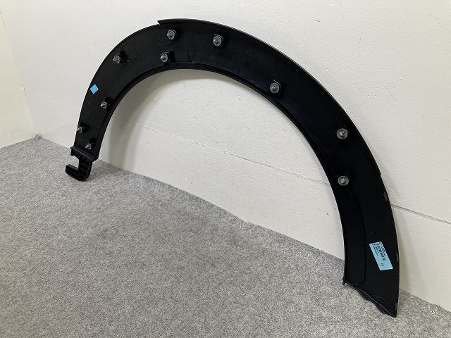 新品!F55/F56/F57 クーパー 純正 左 フロント フェンダーアーチモール/オーバーフェンダー 5177 7 300 819 51777300819 素地 MINI(150881)