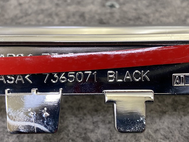 新品!F55/F56/F57 純正 リア バンパーグリル フレーム 365071 51127365073 メッキ MINI(150908)