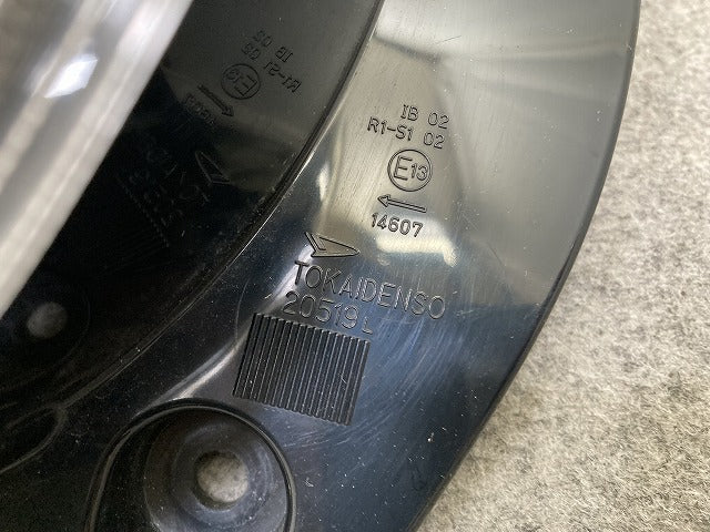 キャスト LA250S/LA260S 純正 左 テールランプ/ライト/レンズ ハロゲン LH TOKAIDENSO 20519 L 81560-B2680 ダイハツ(151181)