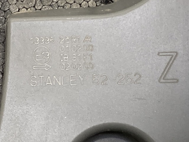 アクア/AQUA NHP10 純正 前期 右 テールランプ/ライト/レンズ LED 刻印Z RH STANLEY 52-252 トヨタ(151502)