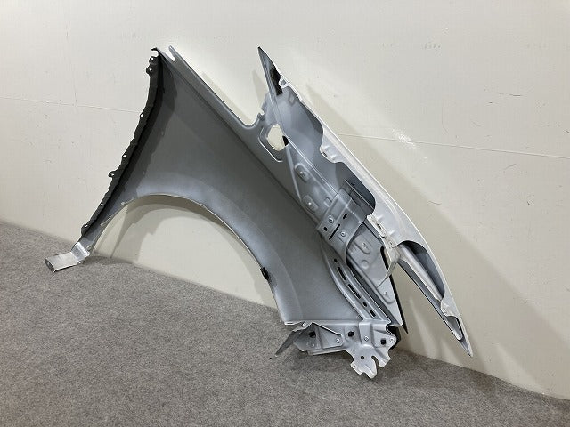 セレナ C28/NC28/FC28/FNC28/GC28/GFC28 純正 左 フロント フェンダー LH プリズムホワイト QBE 日産(151623)