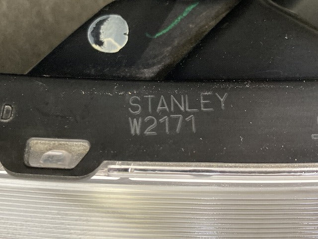 フリード G GB5/GB6/GB7/GB8 純正 前期 左 ヘッドライト/ランプ ハロゲン レベライザー AFS無 LH STANLEY W2171 ホンダ(151825)