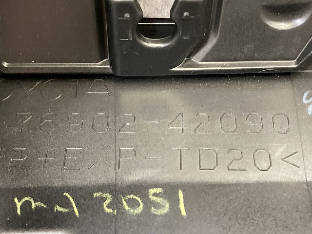 新車取り外し!RAV4 ラブ4 60系/AXAN64 純正 左右 ドア プロテクター マッドガード 2点セット 76902-42090/76901-42090 ブラック(152028)