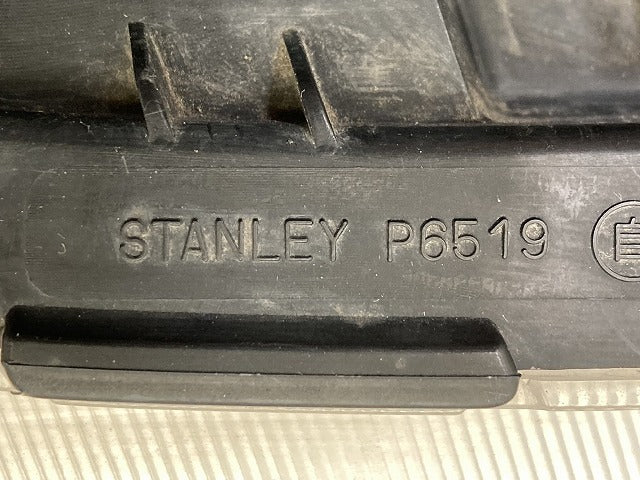 eKワゴン H82W 純正 右 ヘッドライト/ランプ ハロゲン レベライザー STANLEY P6519 三菱(152328)