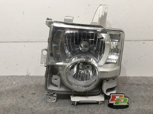 ムーヴコンテ L575S/L585S 左ヘッドライト/ランプ キセノン HID レベライザー KOITO 100-51966 ダイハツ(103036)