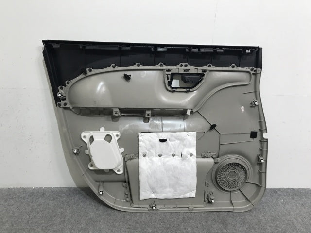 新車外し!キャスト/ピクシスジョイ LA250S/LA260S/LA250A/LA260A 純正 右 フロントドア トリム/内張り 67610-B2081 67610-B2C91-D0(103473)