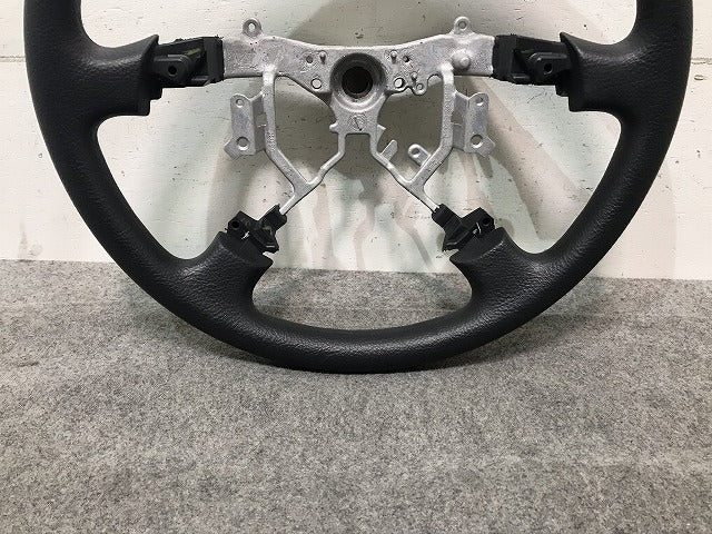 新車取り外し! ハイエース/レジアスエース 200系 ハンドル/ステアリング 10系 アルファード/215系 ハイラックスサーフ等 トヨタ(103985)