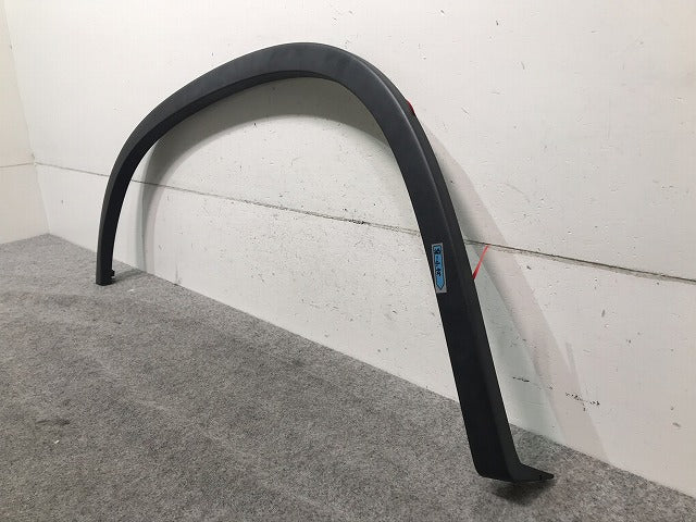 新品! ティグアン 5N系 2008年～2017年 右リアフェンダーアーチモール/オーバーフェンダー 5N0.854.820 フォルクスワーゲン(104026)