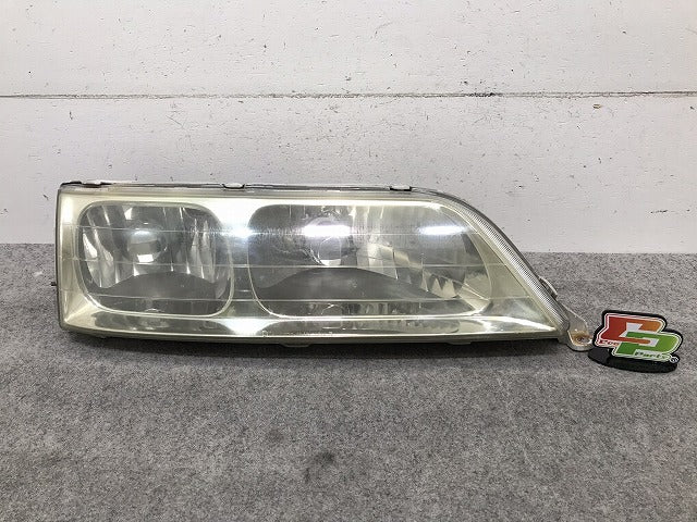 マークⅡ /マーク2 GX100/GX105/JZX100/JZX101/JZX105 右ヘッドライト/ランプ ハロゲン KOITO 22-251 トヨタ(104073)