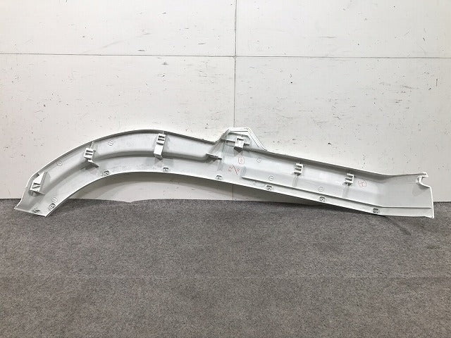 スーパーグレート H29.5～ 右フロントフェンダ― 三菱ふそう(104260)