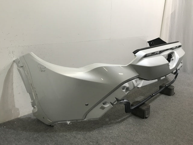 カローラ/クロス/ハイブリッド ZSG10/ZVG11/ZVG15 純正 フロント バンパー 52119-16580 プラチナホワイトパールマイカ 089 トヨタ(104456)