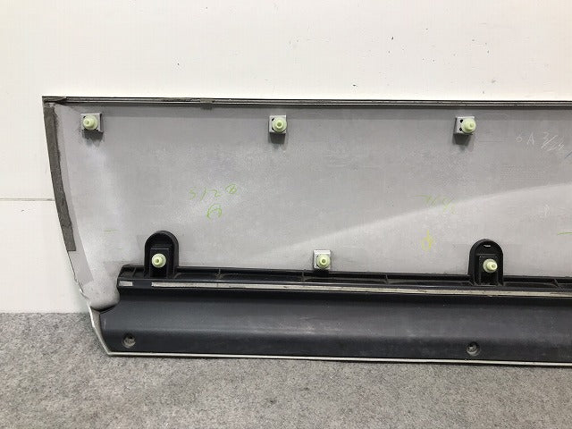 セレナ ハイウェイスター C26/FPC26/NC26/FNPC26/HC26/HFC26/FNC26 純正 後期 右フロントドア サイドパネル マッドガード 日産(104541)