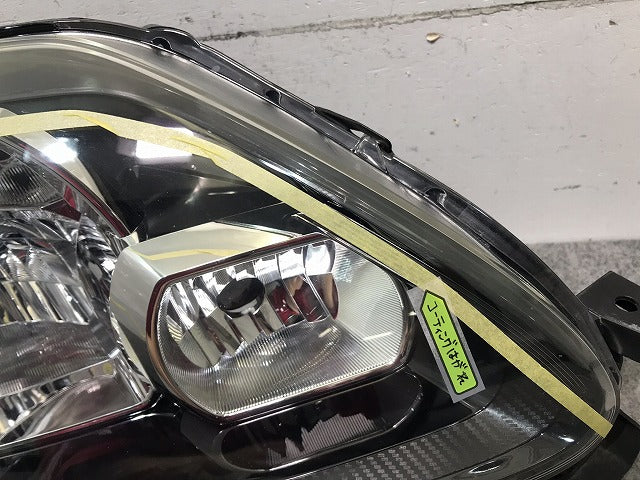 ポルテ NCP140/NSP141/NCP141/NCP145 純正 右ヘッドライト/ランプ レベライザー KOITO 52-259 トヨタ(104754)