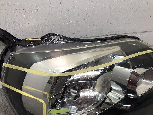ポルテ NCP140/NSP141/NCP141/NCP145 純正 右ヘッドライト/ランプ レベライザー KOITO 52-259 トヨタ(104754)