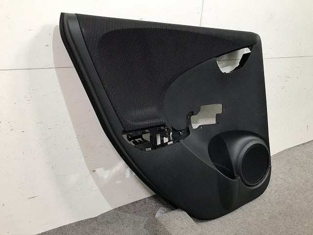 新品! フィット GE6/GE7/GE8/GE9 純正 左リアドア/内張り/ドアトリム 83750-TF0-ZZ-20 83753-TF0-E12ZC ホンダ(105112)