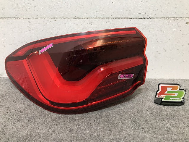 X2シリーズ F39 純正 左テールランプ/ライト/レンズ F03687000G BMW(105283)