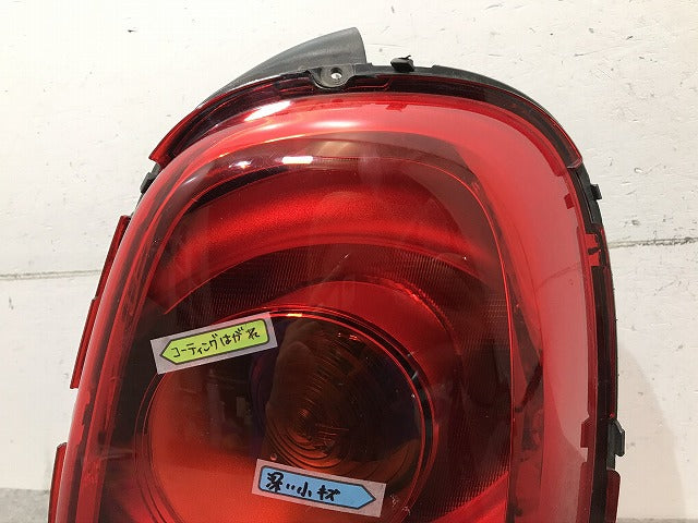MINI/ミニ F55/F56/F57 純正 右テールランプ/ライト/レンズ 7297414-02 ミニ(105292)