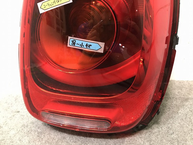 MINI/ミニ F55/F56/F57 純正 右テールランプ/ライト/レンズ 7297414-02 ミニ(105292)