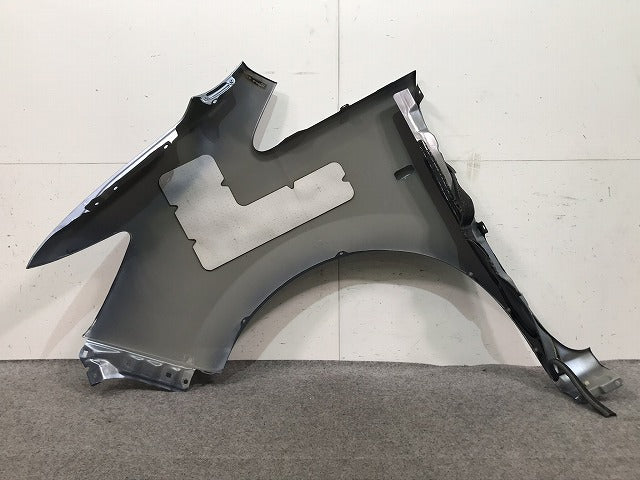 セレナ C26/FPC26/NC26/FNPC26/HC26/HFC26/FNC26 純正 右フロントフェンダ― 日産(105573)